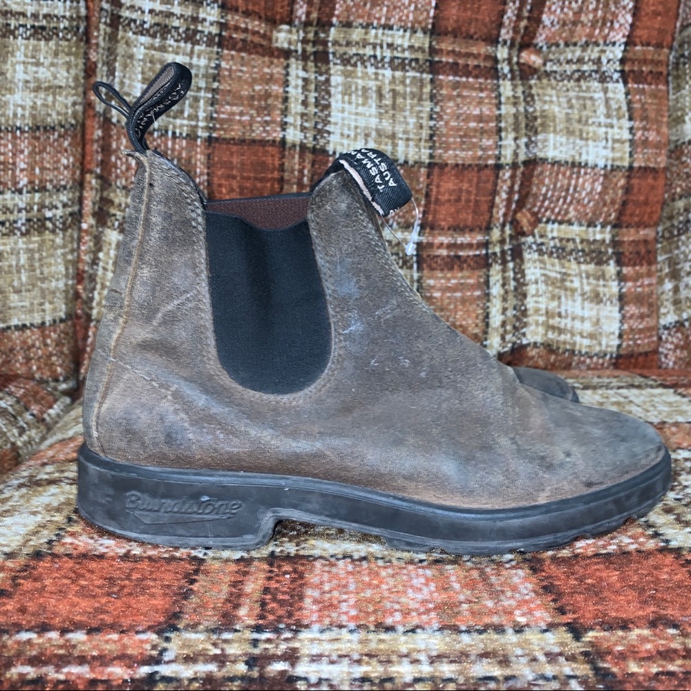 Brown Blundstones